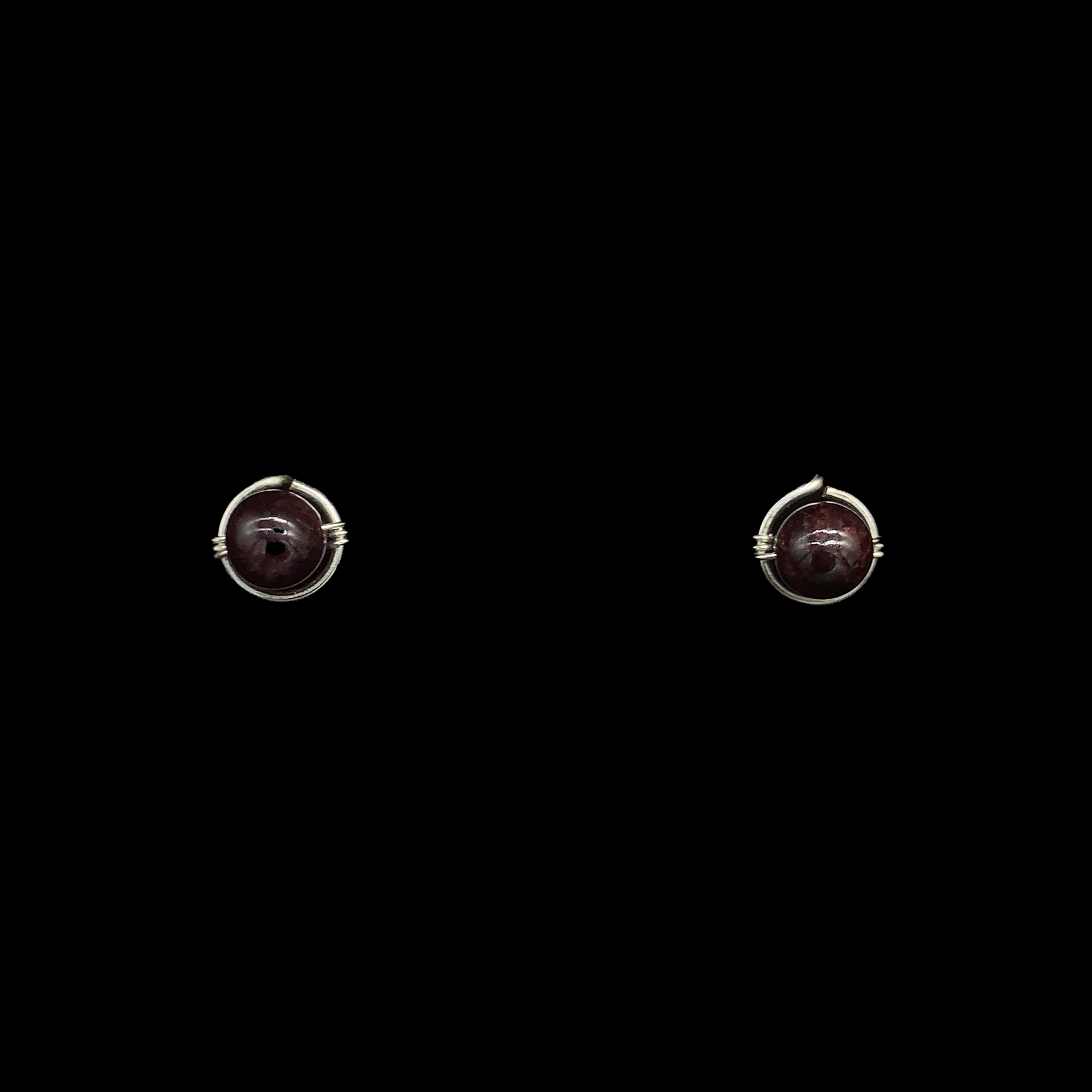 aretes dormilonas plata granate